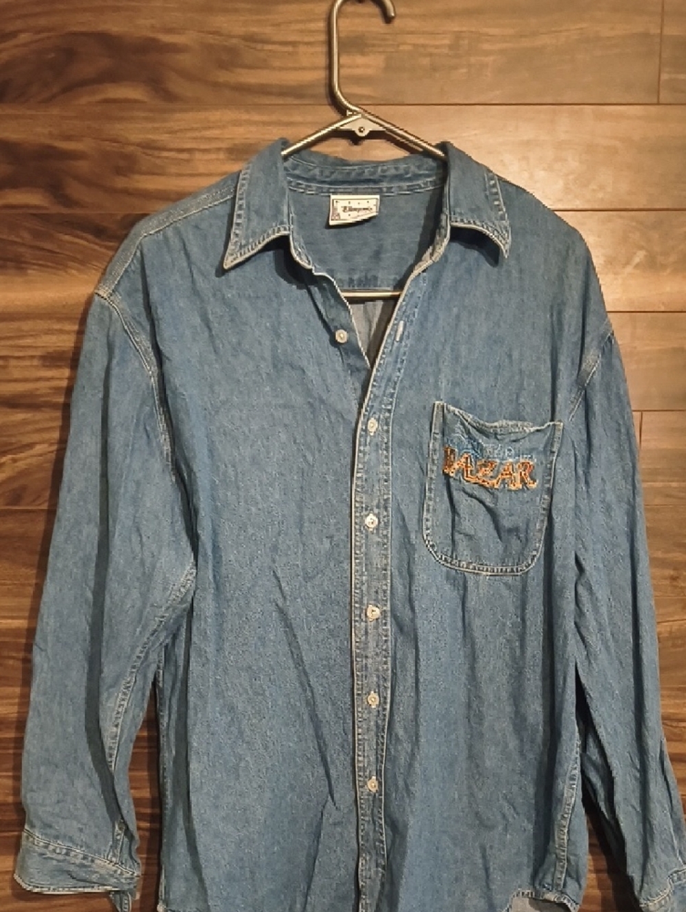 Vintage 90s Disneyland Paris "Bazar" Embroidered Denim Shirt - Mickey & Friends - Picture 7 of 8